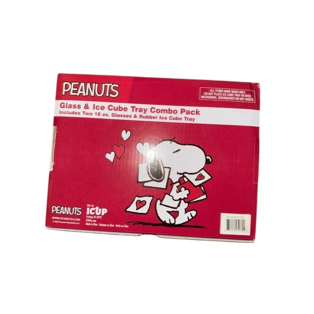 Peanuts Snoopy Valentine 16oz Glass Tumblers Set w Ice Cube Tray‎ Charlie Brown
